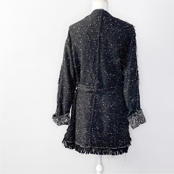 Free People Boucle Tweed Fringe Wrap Blanket Coat Size Medium Black Wool Western - Picture 9 of 11